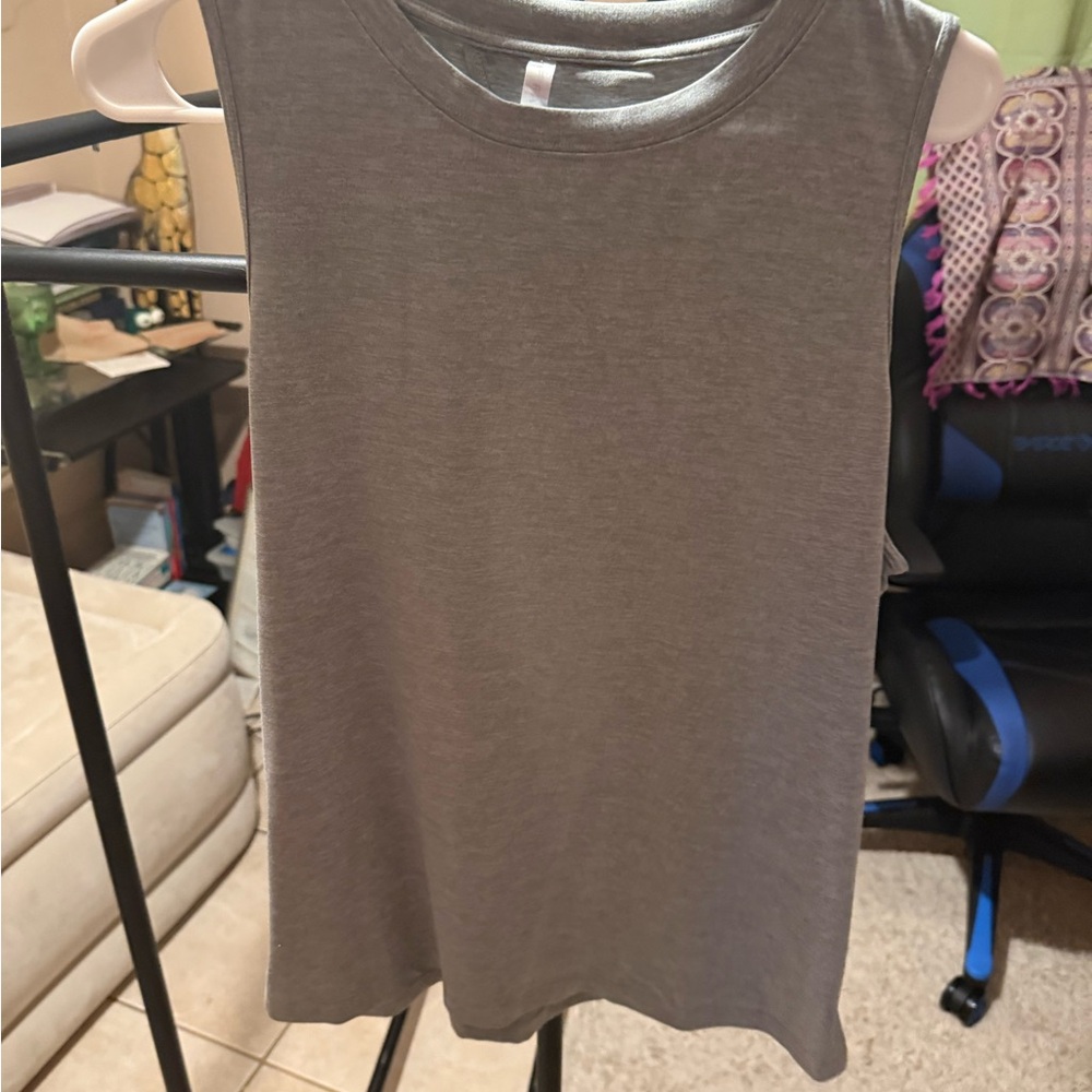 Fabletics Gray Open Back Tank Top